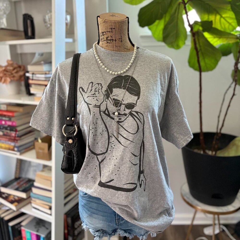 Grey “Salt Bae” Graphic Tee – Meme Style